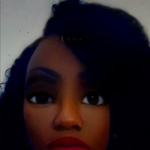 Meet your Posher, Laeticia